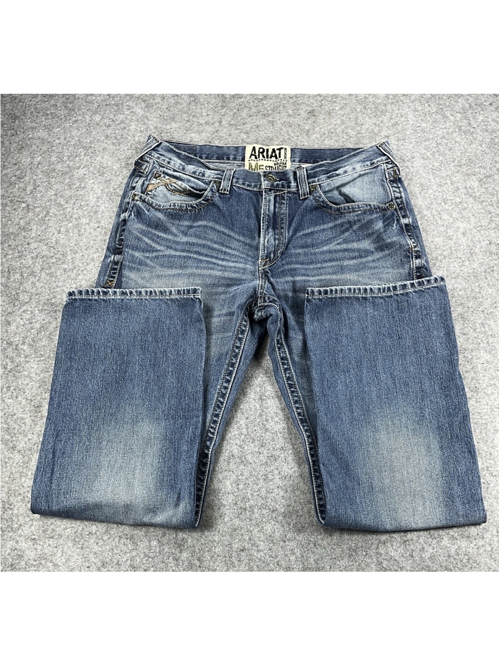 Ariat Mens Jeans Straight Fit Leg M5 33x32 Denim Western Cowboy Work EUC - Picture 3 of 13